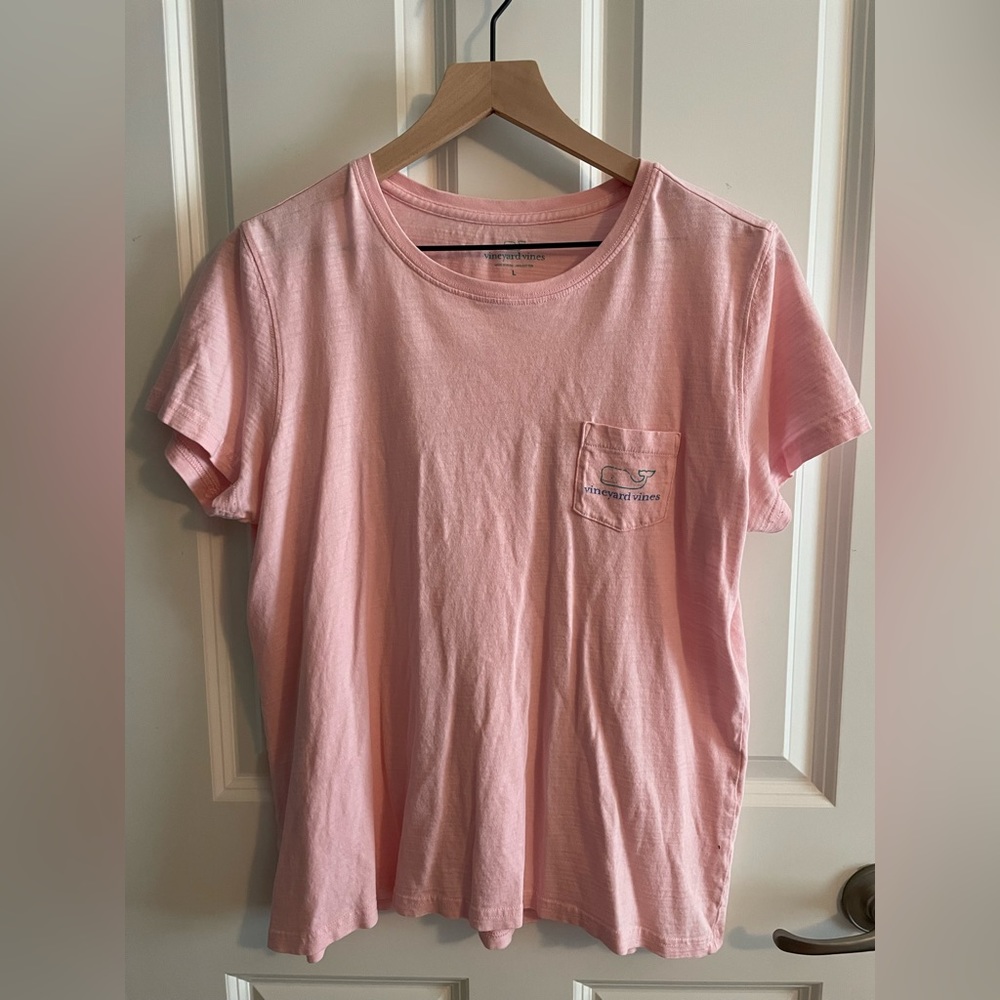 Vineyard Vines top- size L